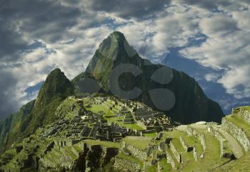 Royalty Free Photo of the Ruins of Machu-Piccchu, Peru