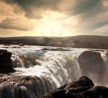 icelandic dramatic landscapes