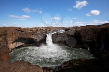 icelandic dramatic landscapes