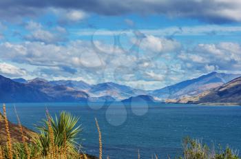 Amazing natural landscapes in New Zealand. Mountains lake.