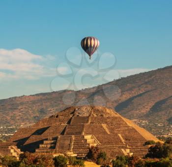 Pyramid of the Sun. Teotihuacan. Mexico.