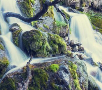 Water cascade