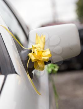 Wedding decoration on car