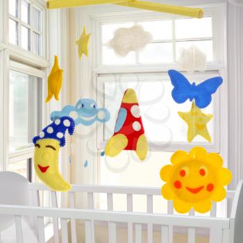 Baby crib mobile