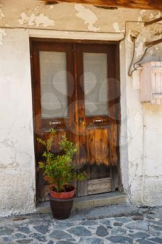 Old door in Kakopetria village, Cyprus.