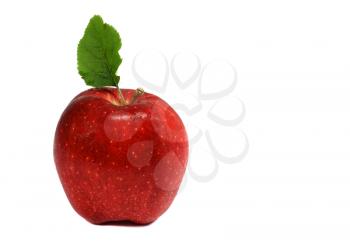 Close up of a juicy red apple isolated on white