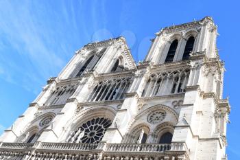 Angle view of the Notre Dame Cathedral facade