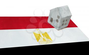 Small house on a flag - Living or migrating to Egypt