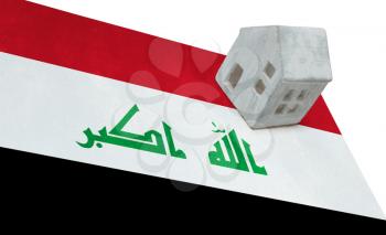 Small house on a flag - Living or migrating to Iraq