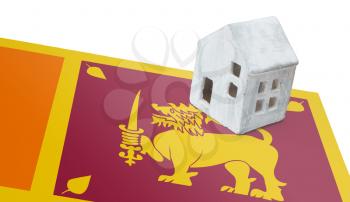 Small house on a flag - Living or migrating to Sri Lanka