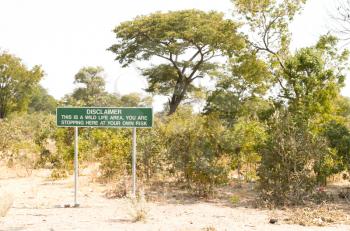 Disclaimer in a picknick area in Botswana, Wildlife area