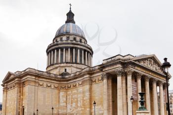 side view of Pantheon building in Paris