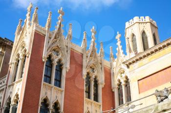 travel to Italy - palace in Padua city