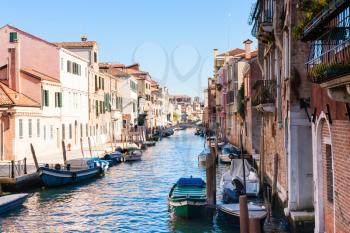 travel to Italy - canal and apartments in Cannaregio sestieri (district) in Venice city