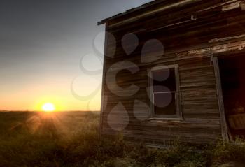 Abandoned Farmhouse Saskatchewan Canada sunset and prairie view