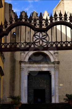 the brown gate  in the church san domenico in naples