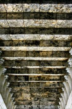 stairs step and column marble   gran bahama bahamas