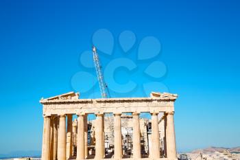 in  greece    the old architecture    and historical place parthenon          athens