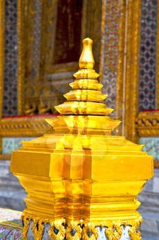 kho samui bangkok in thailand incision of the buddha gold      temple