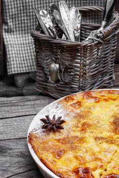 Rustic pie with quince and jam with spices