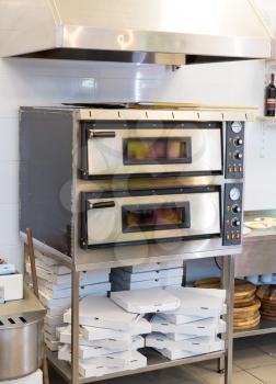 Electric ovens, equipment for making pizza, professional food preparation machine