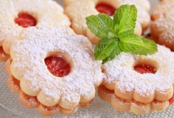 Jam biscuits dusted with icing sugar - detail
