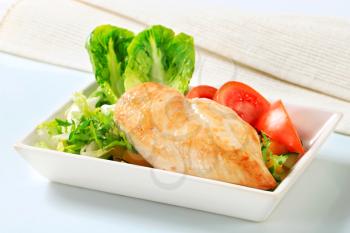 Chicken breast fillet with fresh vegetables