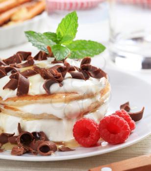 Pancakes with sweet cream cheese and chocolate shavings