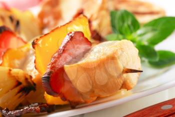 Chicken shish kebab with roasted potatoes