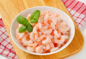 Bowl of plain peeled shrimps