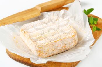 French soft cheese made mainly from milk from the Vosges