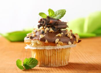 Hazelnut muffin with chocolate topping