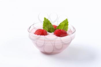 Light raspberry yogurt with fresh raspberries