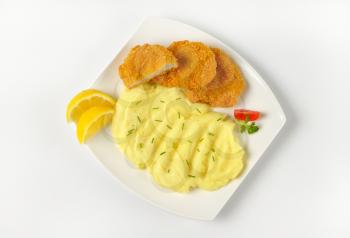 breaded turkey breast pieces with mashed potatoes