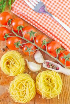 raw pasta and tomato