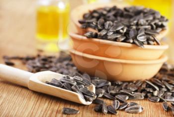 sunflower seeds and oil