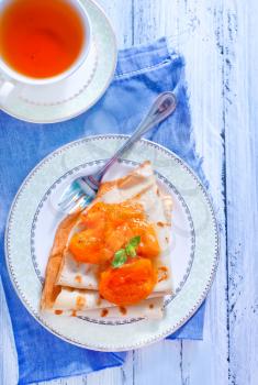 pancakes with apricot