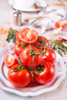 tomato on metal plate, fresh tomato, tomato for salad