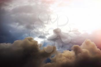 Horizontal high altitude clouds background