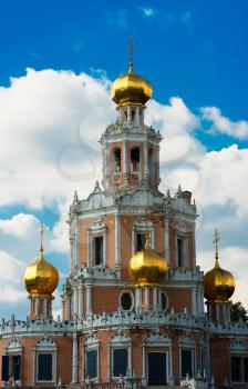 Vertical orthodox church in Moscow backdrop hd