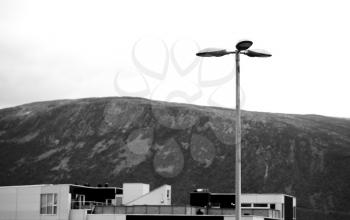 Black and white Norway airport light lamps background hd