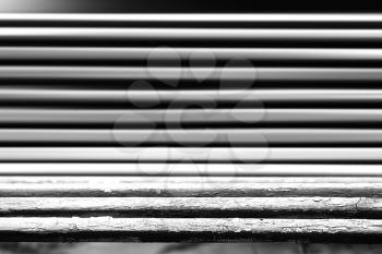 Horizontal black and white bench bokeh background hd