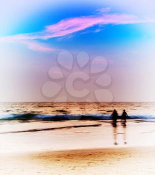 Square vivid vibrant couple meeting ocean sunset abstraction  background backdrop