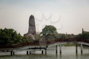 Old Beautiful Thai Temple wat Mahathat, Ayutthaya Historical Park, Ayutthaya, Thailand