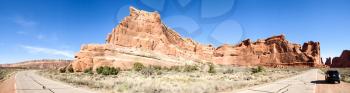 Nature National Park, Utah. The landscape and rocks. Roads and propinki Park, Utah.