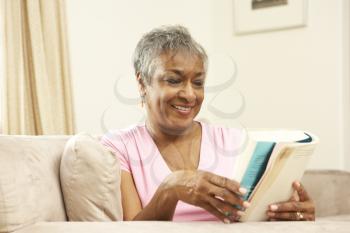 Royalty Free Photo of a Woman Reading