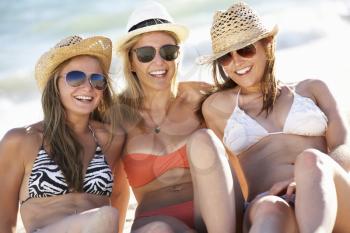 Group Of Teenage Girls Enjoying Beach Holiday Together
