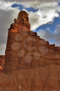  The well-known canyon of red rocks and the clouds shined by the sun