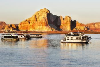  Walking boats on lake Powell in the USA