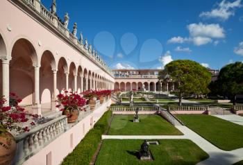 Wealthy estate of Ringling Museum view